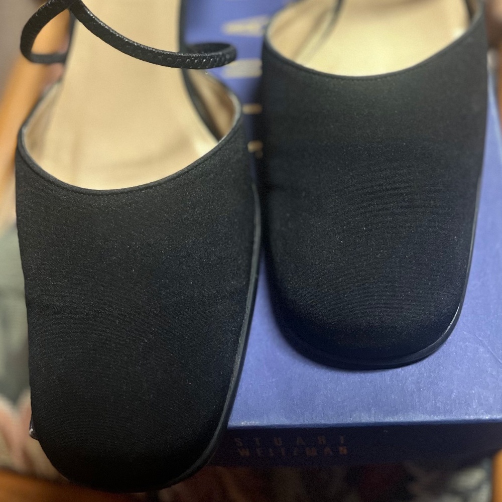 Stuart Weitzman Women's shoes size 10 N Tensor Black Crepe with cross straps